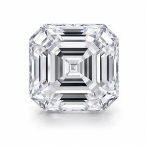 Può includere: Una pietra preziosa incolore a taglio quadrato caratterizzata da un motivo a faccette in stile Asscher. La pietra presenta un aspetto chiaro e trasparente con linee geometriche nitide che si irradiano dal centro verso i bordi smussati.
