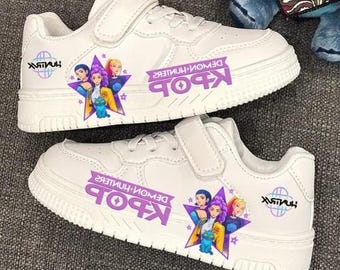 Zapatillas Kpop para niños, blancas, con dibujos animados, deportivas, zapatillas casuales para niños, transpirables y antideslizantes, zapatos escolares para niños y niñas.