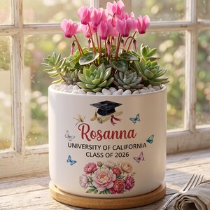 Maceta de cerámica personalizada con cita de graduación