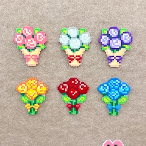 8 ramos de mini rosas y girasoles con patrones de cuentas Perler / Arte pixelado floral Kawaii original