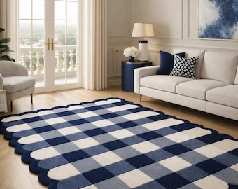 Tappeto a quadretti blu navy / bordi smerlati, tappeto trapuntato fatto a mano