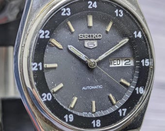 Rare Vintage Seiko 5 Automatic Day Date Movement Number 7s36A Japan Made Men's Watch Free Shipping