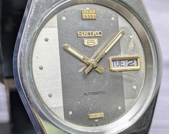 Rare Vintage Seiko 5 Automatic Day Date Movement Number 7009A Japan Made Men's Watch Free Shipping