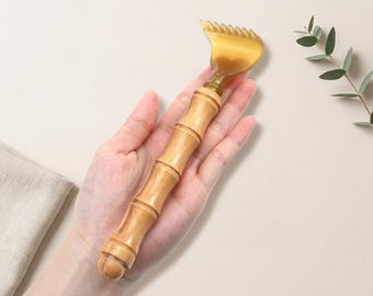 Extendable Wooden Backscratcher, Portable Telescoping Back Scratcher for Adults
