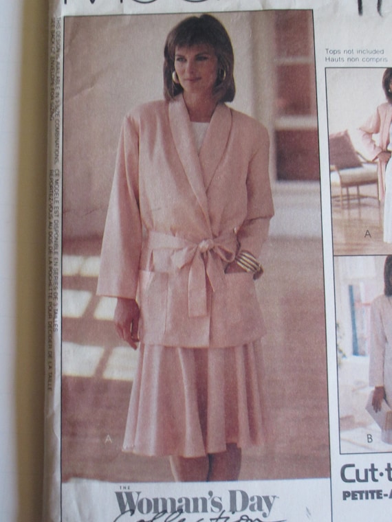 UNCUT Vintage McCalls Sewing Pattern Misses Jacket Tunic Pull on Pant Skirt 8114