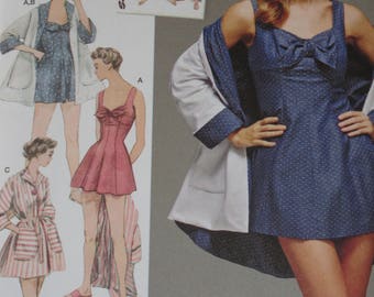 Simplicity 8139  Style 1950&#39;s Bathing Dress with Beach Coat  Sizes 6-14