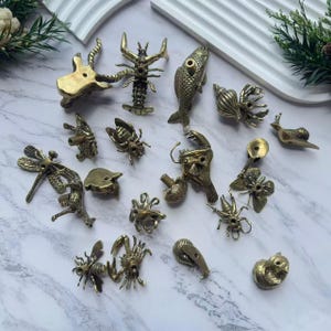 Antiqued Animal Cupboard Door Knobs,Brass Animals Jungle Animals Knob,Brass Dresser Pulls/Drawer Knob,Uniqueknob,Cabinet Hardware