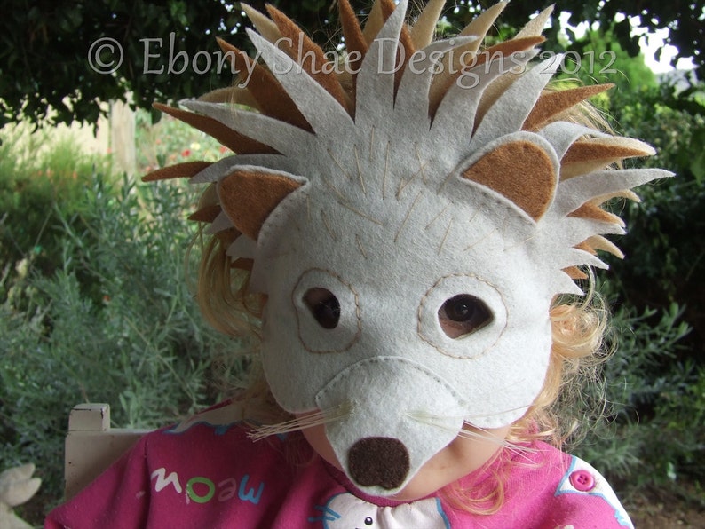Felt Hedgehog mask PATTERN. Kids Echidna mask Sewing Patter PDF. image 6