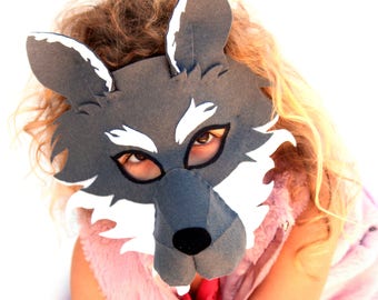 Maschera da lupo in feltro fai da te, modello da cucire per