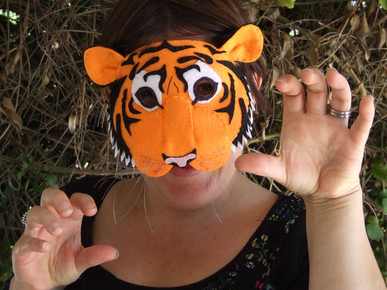 Tiger Mask PATTERN. DIY Kids Felt Mask Sewing Pattern PDF. image 6