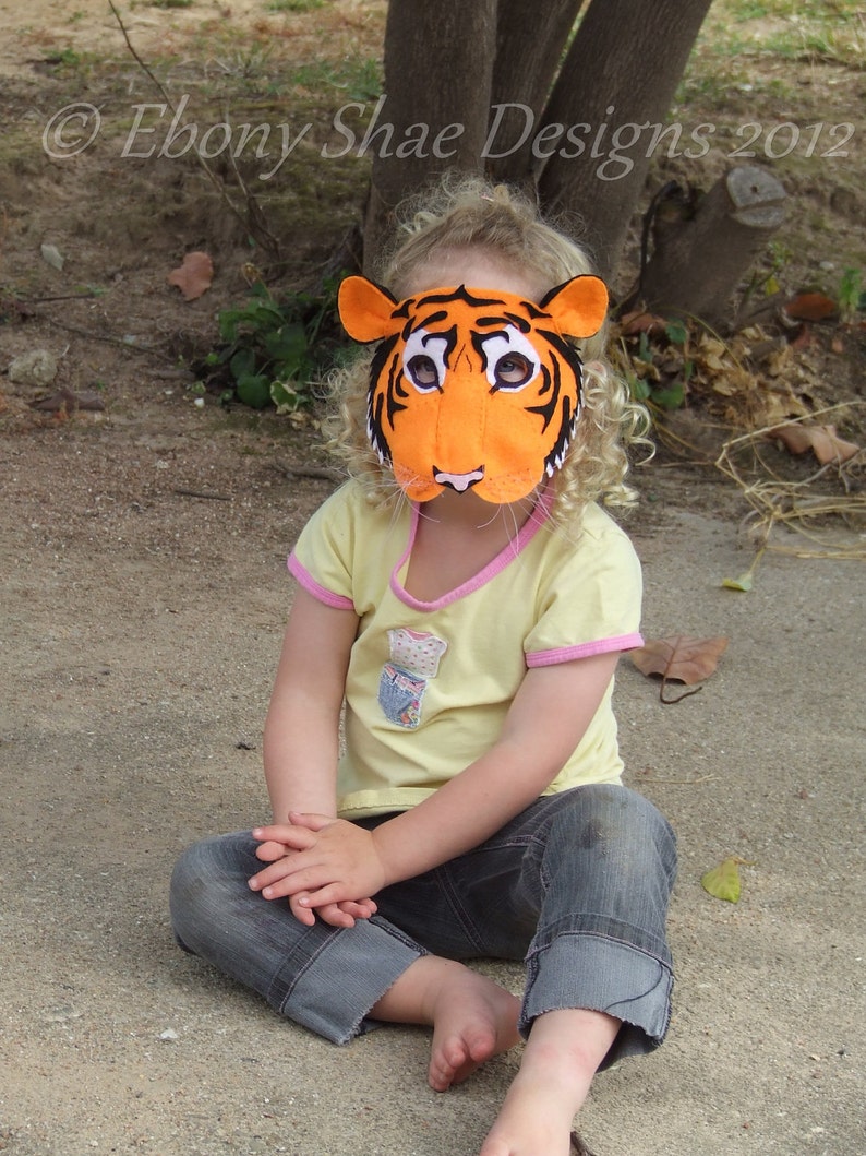 Tiger Mask PATTERN. DIY Kids Felt Mask Sewing Pattern PDF. image 3