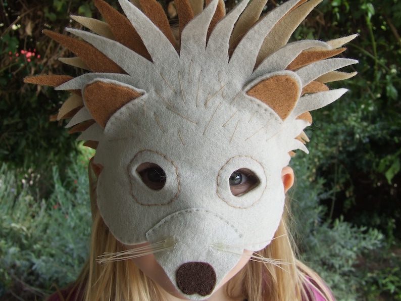 Felt Hedgehog mask PATTERN. Kids Echidna mask Sewing Patter PDF. image 2
