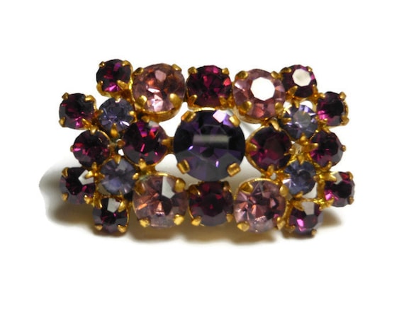 Amethyst rhinestone brooch, 1950s amethyst and lilac colored prong set rhinestone cluster bar pin, brooch, gold plated