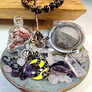 Schmuckstück, Schatz und Kristallschaukammer: Tee, Schmuck, Kristalle und Edelsteine, Anhänger, Schnitzereien und mehr