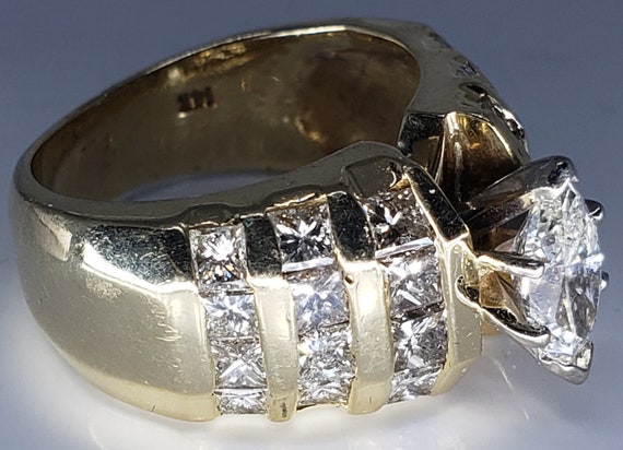 Vintage 14K Gold Diamond Ring - image 3