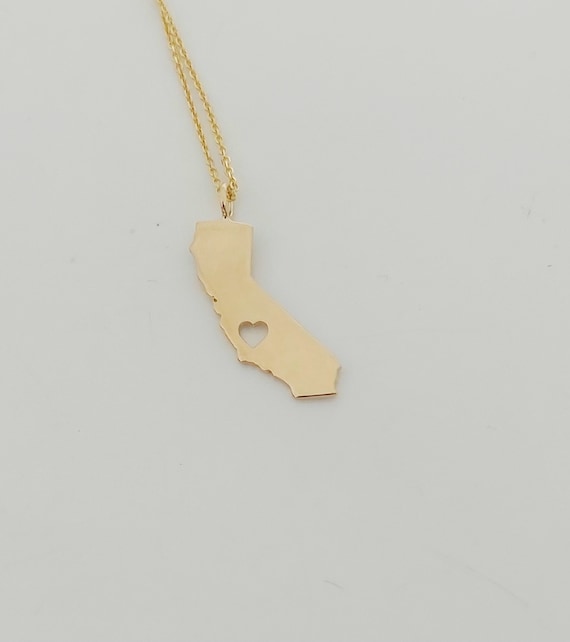 Gold California Heart Necklace Gold California Heart Necklace
