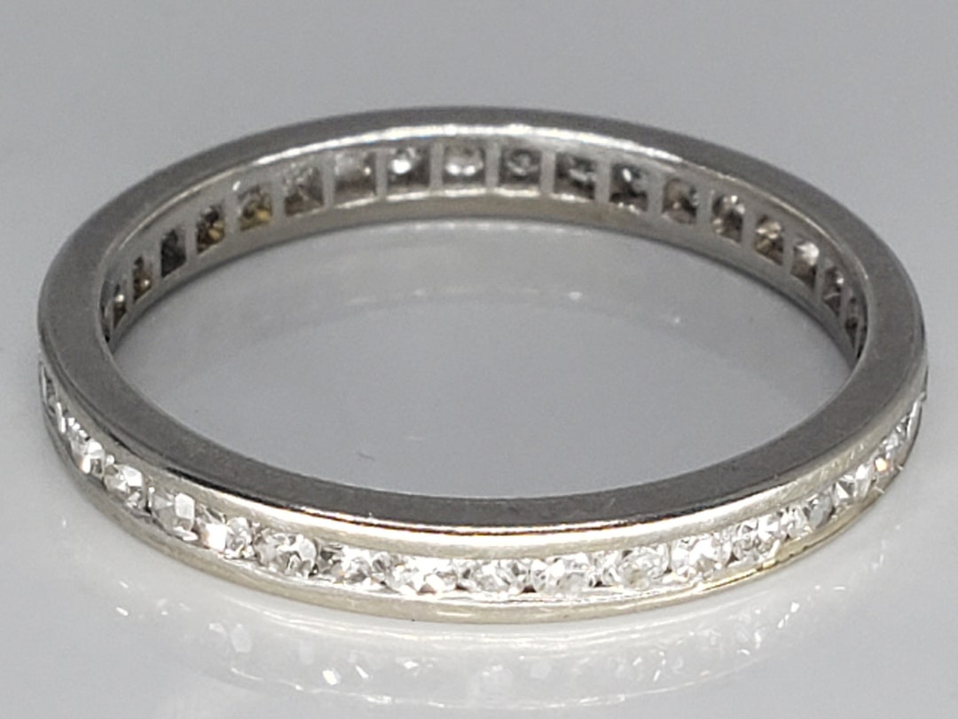 14K White Gold Diamond Eternity Band Wedding Ring - Etsy