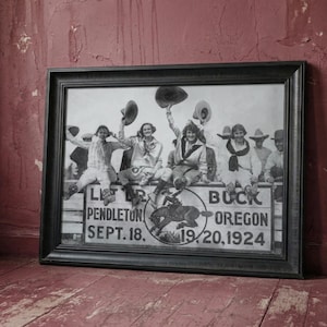 Pendleton Rodeo Cowgirls 1924 Vintage Art Print, Wooden Framed Wall Art, Rodeo Lovers Gift, Western Pendleton Oregon