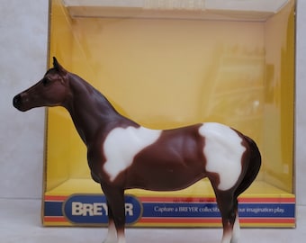 Special Run Pinto British & German Export,  Quarter Horse Mare Classic Mold