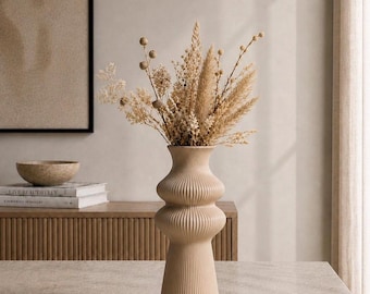 Vase nervuré, décoration d'intérieur neutre, vase sur pied, décoration moderne minimaliste, vase de style Japandi, vase de fleurs séchées