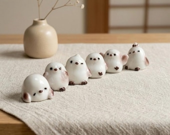 Set de minifiguras de pollitos Kawaii, adorables adornos de escritorio con forma de pajarito, adornos de animales en tonos pastel, accesorios para jardines de hadas, regalo para niños coleccionistas.