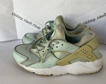 Zapatillas Nike Air Huarache usadas, talla 6Y