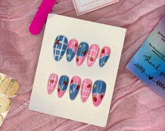 Press On Nails