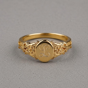 Gold Initial Signet Ring | Personalized Engraved Letter Ring | Vintage Floral Band | Gift for Her | Custom Name Ring Women |Custom Name Ring