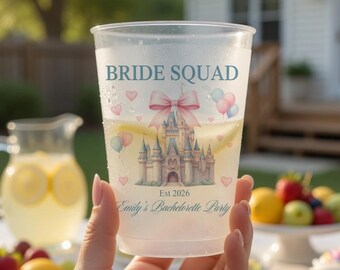 Bicchieri per addio al nubilato a tema Castello Disney di Coquette, bicchieri da vino personalizzati, bicchieri da vino per la squadra della sposa, bicchieri per bomboniere per la festa di addio al nubilato, articoli per bevande per il weekend di addio al nubilato.