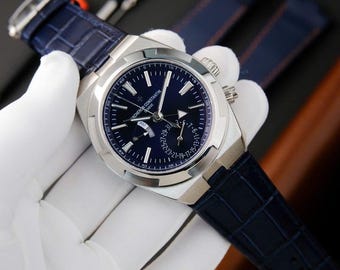 Vacheron constantin overseas dual time 7900V with blue dial