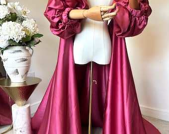 Cape en satin à manches longues bouffantes, tenue de bal de mariée