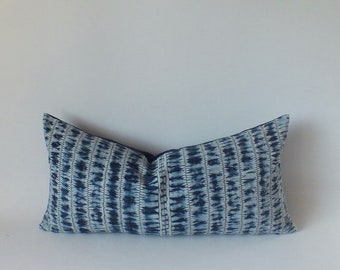 Funda de almohada tejida a mano lumbar vintage decorativa funda de almohada de telar manual azul marino batik índigo Hmong cojines textiles étnicos