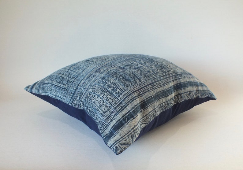 Blue cushion cover Hmong Throw Pillow Indigo Cushion Case decorative Accent ethnic Hmong fabric cushions cover Frazada cushions Batik Hemp