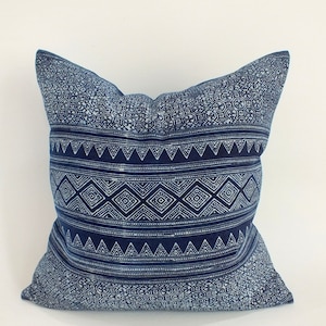 Blue Sofa Pillow case  Ethnic Cushions cover Indigo Navy Blue decorative Batik Throw Accent Pillow Living room couch Home decor pillowslip