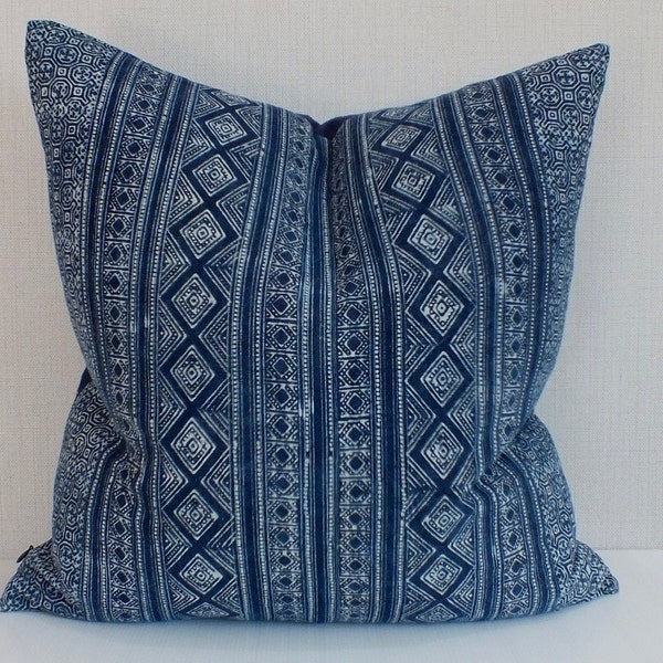 Batik Hmong Pillows Ethnic Cushion Vintage Navy Blue Indigo textile Throw pillows Decorative Cushion cover Boho Cushion Cover Sofa pillows,