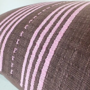 Braunes und rosa Sofakissen Handgewebt dekorativ Boho Bestickt | Etsy