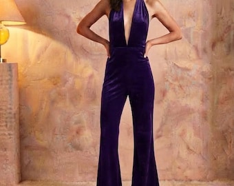 Lila Samt Jumpsuit, Neckholder Samt Romper, Samt Overall mit weitem Bein, Abend Jumpsuit, Rückenfreier Samt Bodysuit, Schlaghose, Schlaghosen