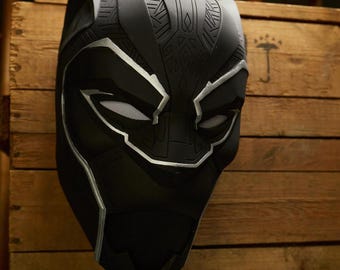 Black Panther cosplay mask