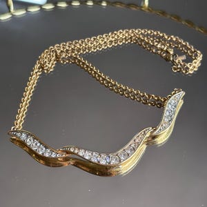 Vintage Monet Strass-Halskette, Gold-Ton-Kristallhalskette, Eleganter Signiert Monet Schmuck, Klassische Statement Halskette, Braut Halskette