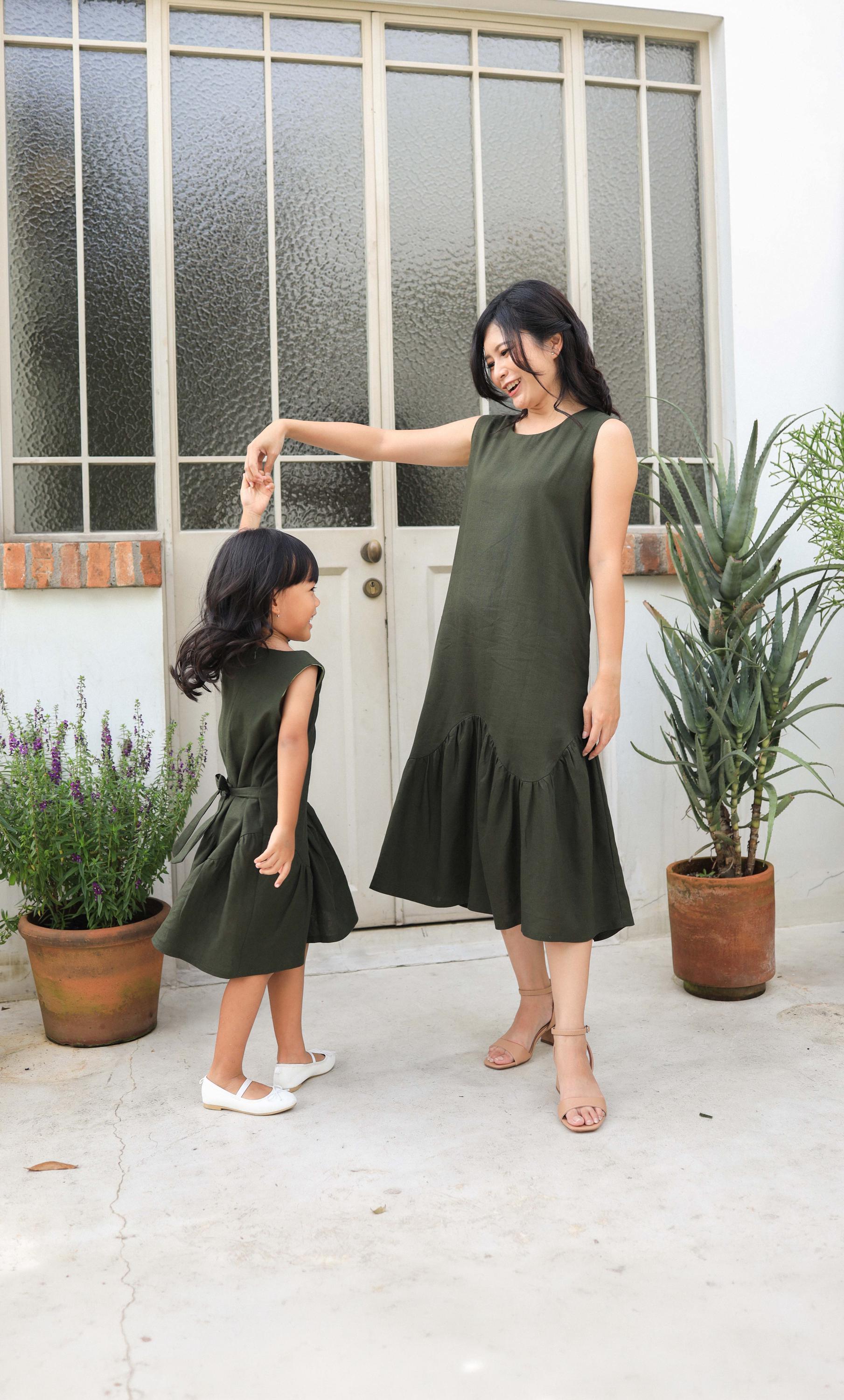 Mommy and Me Green Dress - Etsy