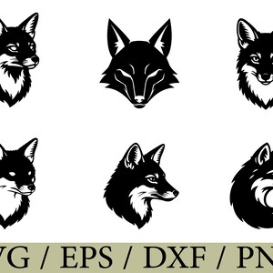 Op de afbeelding: Zes zwart-witte vossenkopontwerpen in verschillende poses. De ontwerpen variëren in detail. De tekst "SVG / EPS / DXF / PNG" staat onderaan de afbeelding.