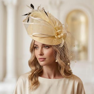 Cream White Feather Fascinator Hat, Bridal Headpiece, Derby Race Day Tea Party Hat, Elegant Wedding Guest Headwear, Gift for Her