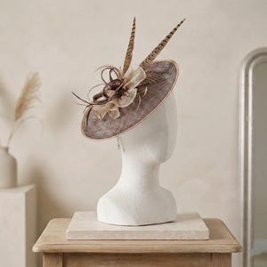 Coffee Brown Sinamay Feather Fascinator Hat, Vintage Wedding Hair Clip, Tea Party Headpiece, Race Day Cocktail Accessory