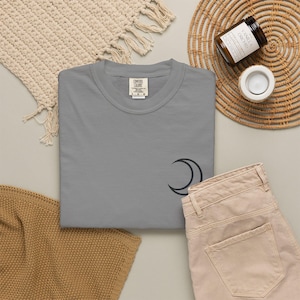 Just One More Chapter-shirt, middernachtlezer leesgrage T-shirt, gotisch boekenliefhebber cadeau, shirt hemelse lezing, nachtlezer T-shirt, boekenwurm cadeau