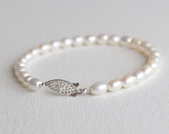 Freshwater pearl bridal bracelet, pearl bracelet, wedding bracelet, bridal bracelet, pearl bracelet bride, silver bracelet