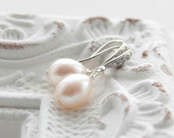 Bridal drop earrings, silver wedding earrings, pearl wedding earrings, wedding earrings for brides