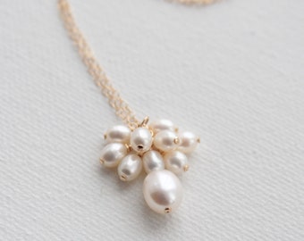 Pearl necklace, freshwater pearl necklace, pearl and gold necklace, pearl pendant necklace