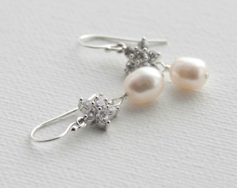 Pearl drop earrings, wedding earrings, pearl earrings for the bride