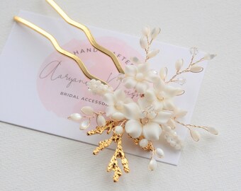 Bridal hair pin, floral hair adornment, wedding hair comb, floral hair comb, pearl hair comb, pearl hair pin. One of a kind