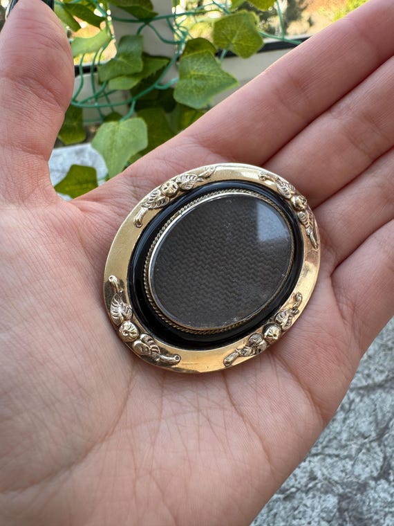 Antique Victorian Mourning Brooch